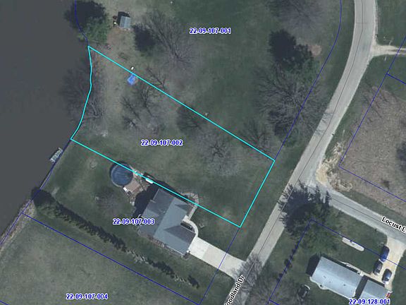 5th image of 701 Woodland Dr