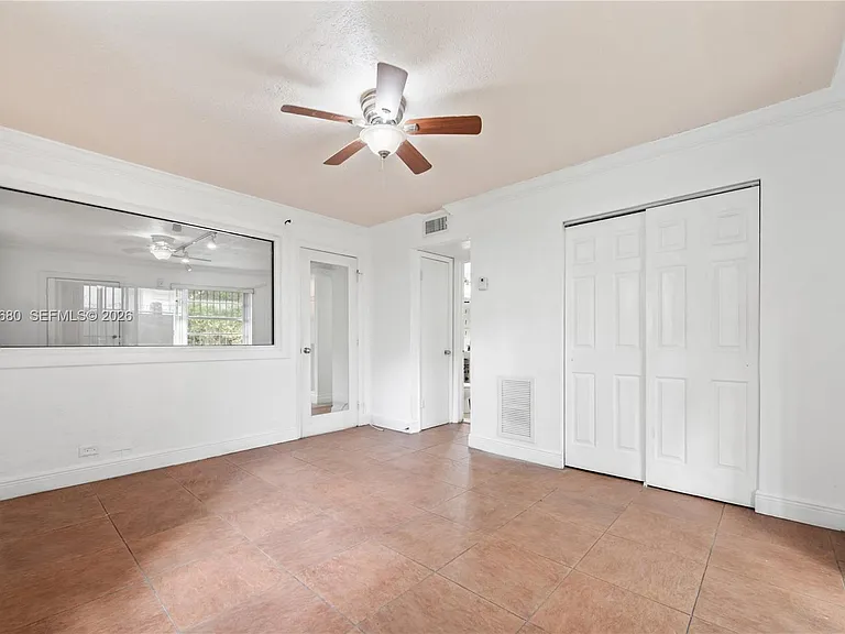 1610 NW North River Dr #110 — Photo 12