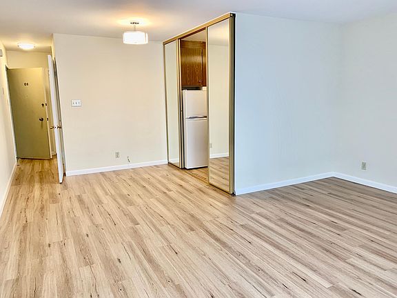 2nd image of 1660 Sutter St #106