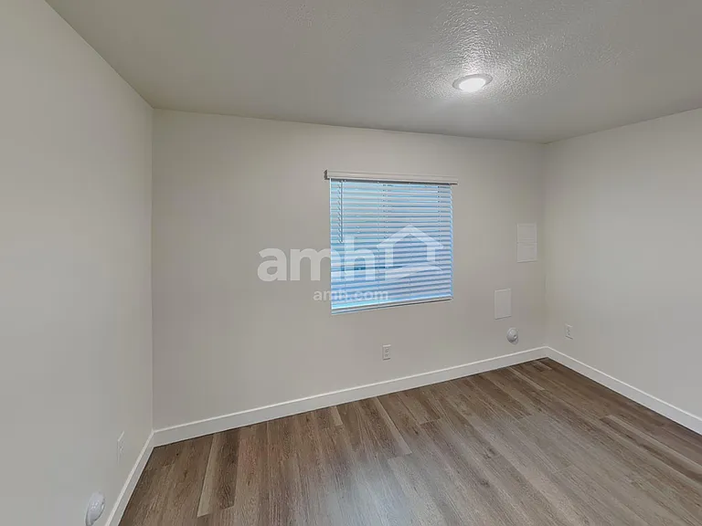 8939 S Franklin John Rd — Photo 17
