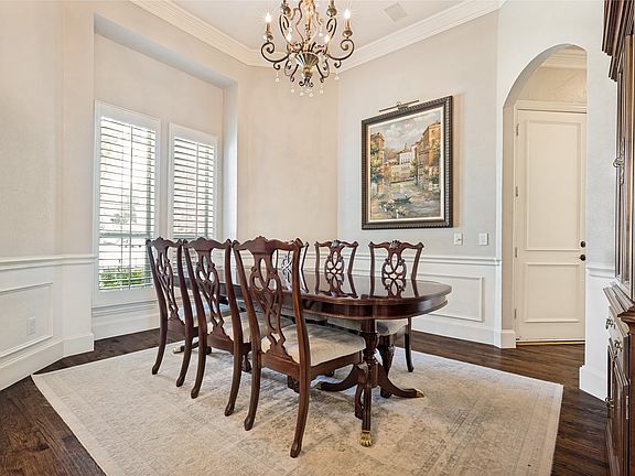 5th image of 1904 Savannah Dr