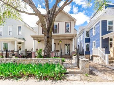 1720 Summit St, Kansas City, MO, 64108