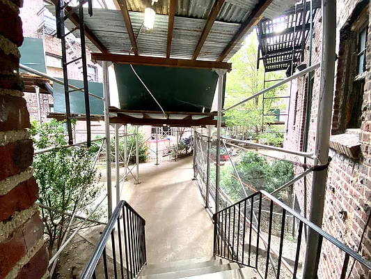 Rented by Compass | media 8