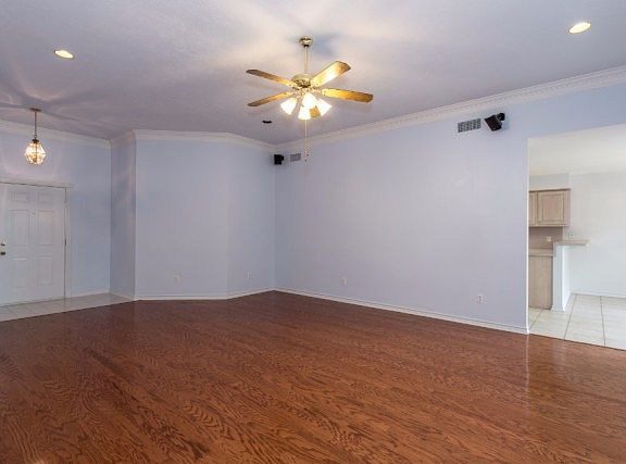 5th image of 720 Hasselt St