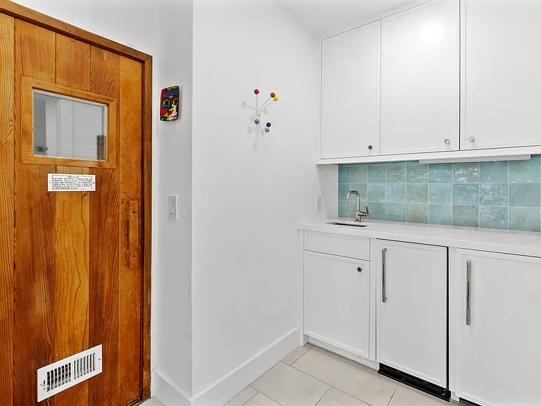 2765 Deerfield Rd — Photo 44