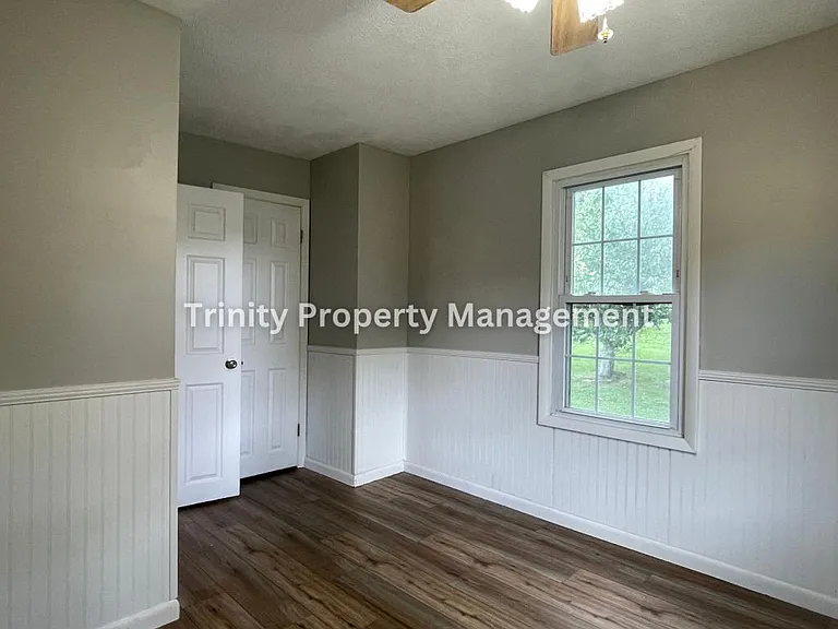 27 Hathaway Dr — Photo 16