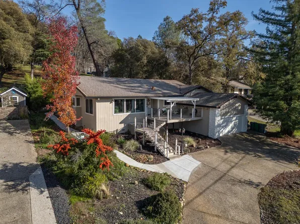12898 Lakeshore N, Auburn, CA 95602
