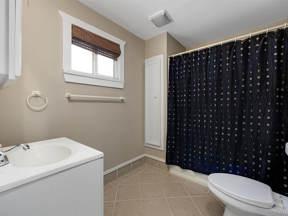 1759 E Elza Ave, photo 12