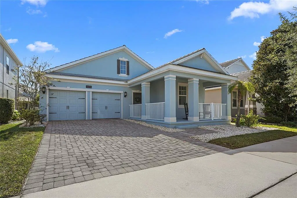 3 bed, 2.0 bath, 2089 sqft, $3,250 — Photo 1