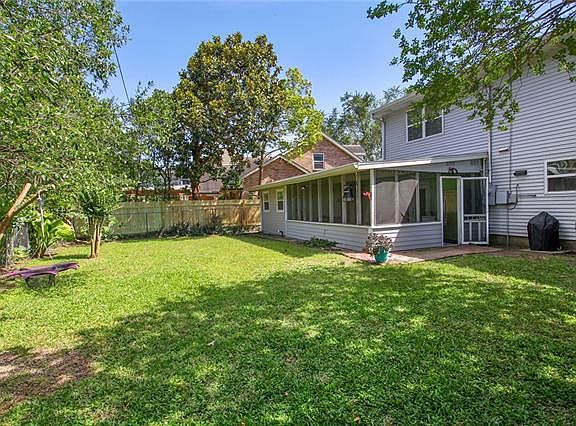 2nd image of 373 Brookmeade Dr