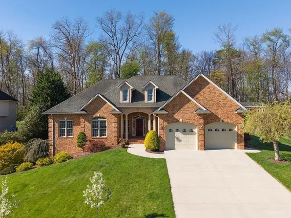 3107 Brookshire Dr, Harrisonburg, VA 22801