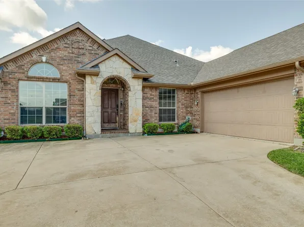 708 Saline Creek Dr, Glenn Heights, TX 75154