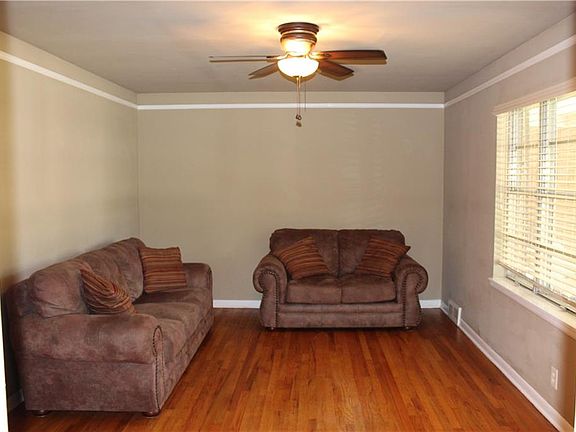 4th image of 7512 Bridges Ave
