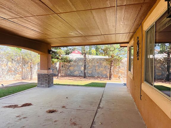 5th image of 2852 Mercy Rock Pl