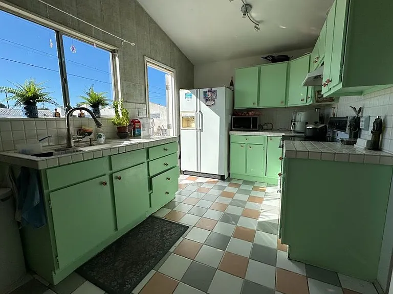 6665 Barnhurst Dr — Photo 1