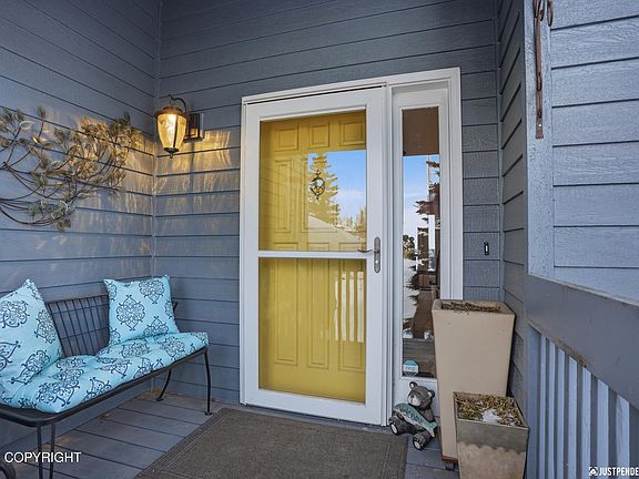 2nd image of 420 Peppertree Loop