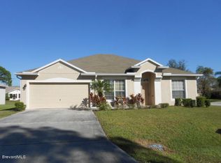 699 Binney St NE, Palm Bay, FL 32907