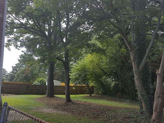 2nd image of 2144 Powers Ferry Dr SE