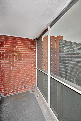 Sold by MJR Real Estate | media 15