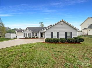 4147 Timberwood Dr, Gastonia, NC 28056