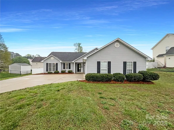 4147 Timberwood Dr, Gastonia, NC 28056
