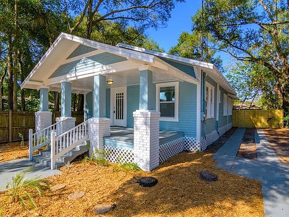 2nd image of 201 W Floribraska Ave