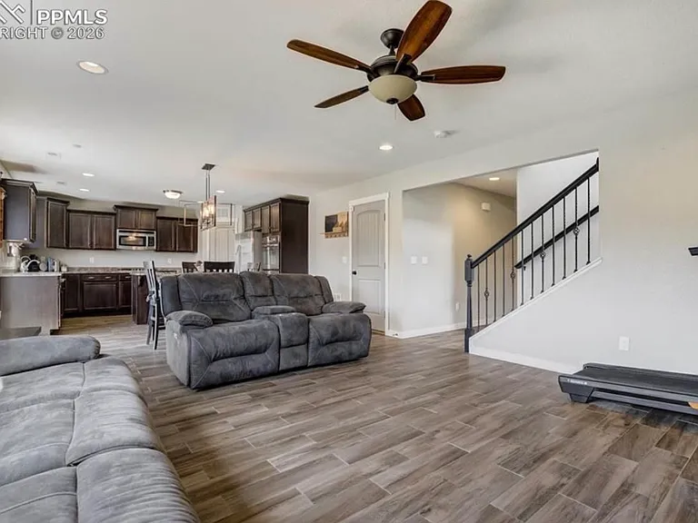 3812 Chia Dr — Photo 17