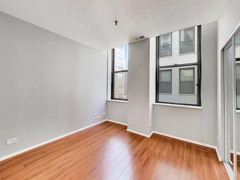 740 S Federal St #810 — Photo 14