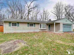 7666 Indian Rd, Temperance, MI 48182