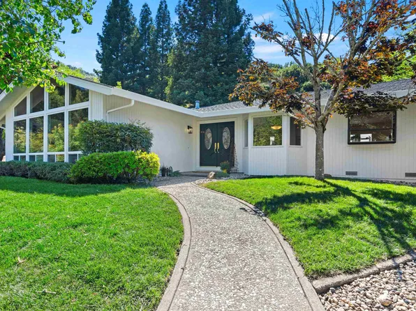 426 Springfield Pl, Moraga, CA 94556