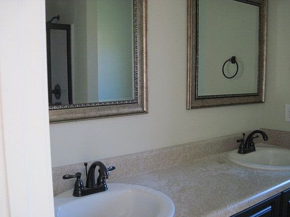 4th image of 770 Chinaberry Ct
