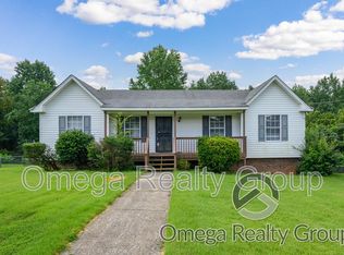 104 Twin Lakes Rd, Trussville, AL 35173