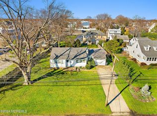 6 West St, Monmouth Beach, NJ 07750