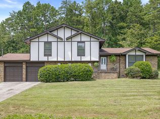 7811 Celeste Ln, Hixson, TN 37343