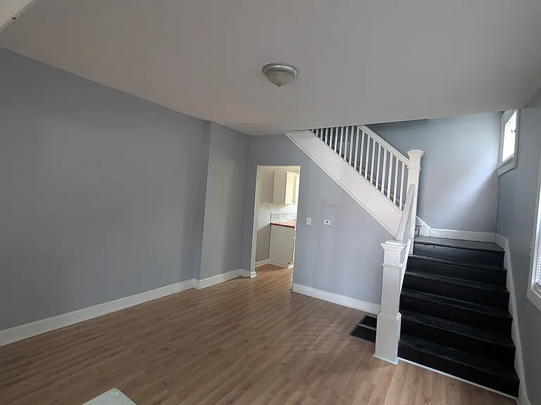 3413 N Capitol Ave #3414 — Photo 3