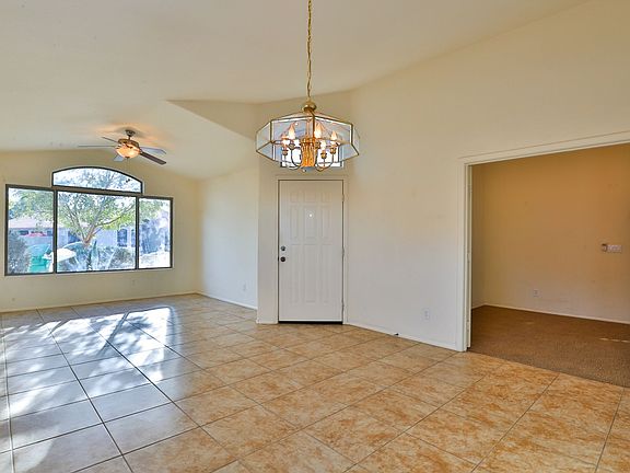4th image of 41820 W Anne Ln