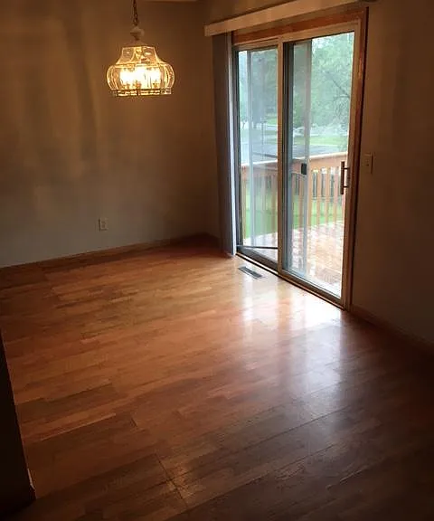 3554 Independence Ave N — Photo 13