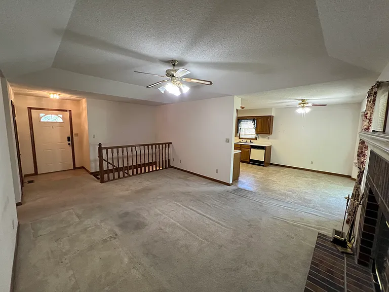 2812 SW Stutley Rd — Photo 4