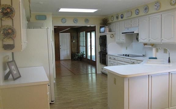 5th image of 1623 Beaver Creek Dr