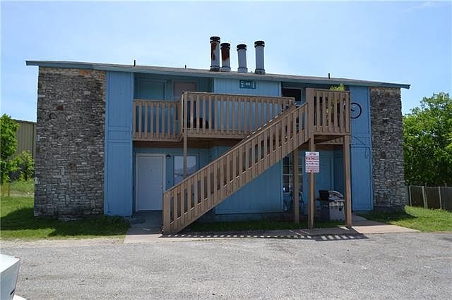 1st image of 505 Hardin Ct APT A