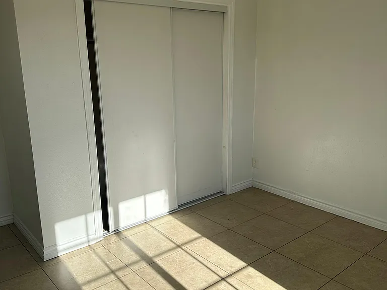 2764 Willow Pl — Photo 7
