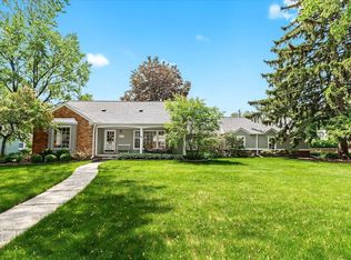 17231 Beechwood Ave, Beverly Hills, MI 48025