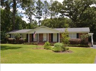 1158 Ridgewood Dr, Mobile, AL 36608