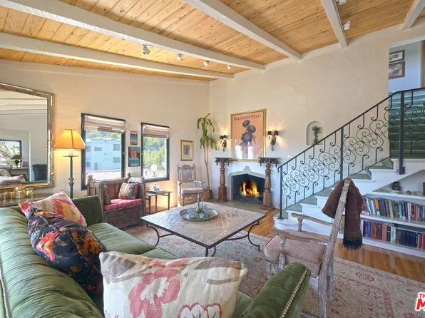 6855 Los Altos Pl, Los Angeles, CA 90068