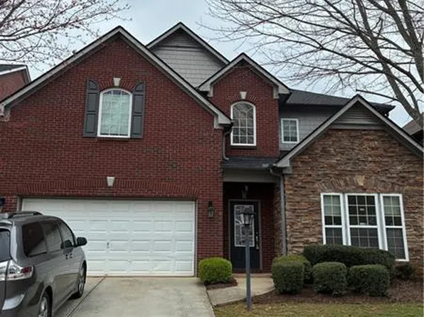 6824 Mimosa Cir, Tucker, GA 30084