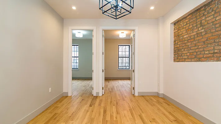 Rented by Nooklyn NYC LLC | media 11