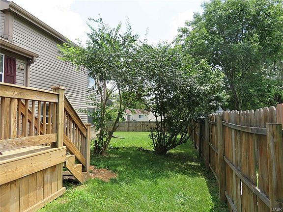 3rd image of 5876 Coralberry Dr
