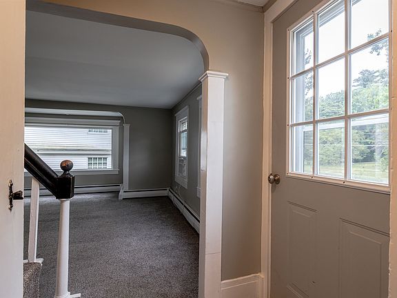 4th image of 87 Washington Street
