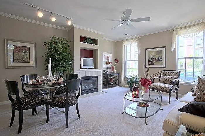 105 King Farm Blvd — Photo 12