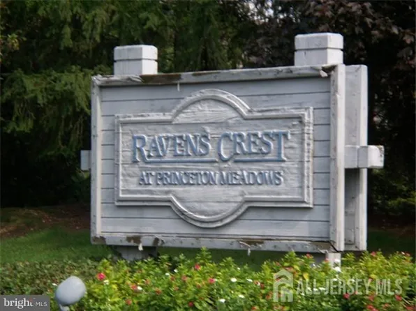 2112 Ravens Crest Dr, Plainsboro, NJ 08536